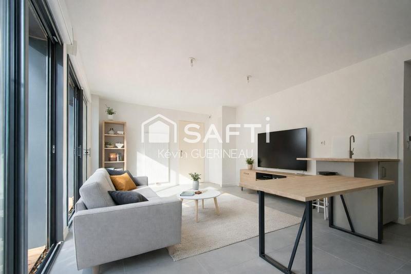 Maison - 93 m² - 5 pièces