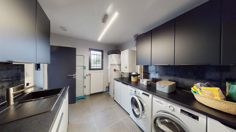 Maison - 151 m² - 5 pièces