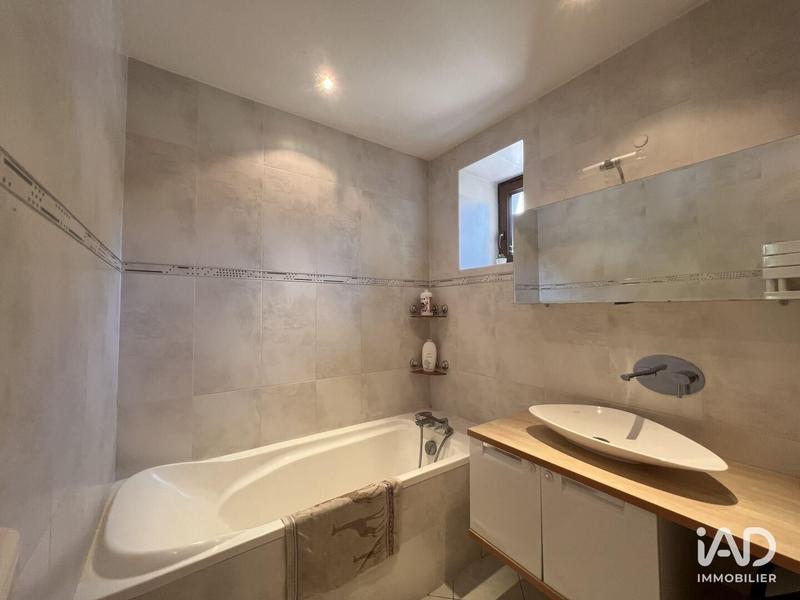 Maison - 74 m² - 3 pièces