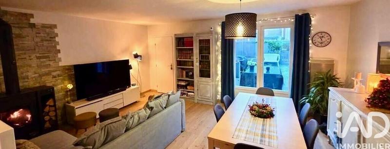 Maison - 98 m² - 5 pièces