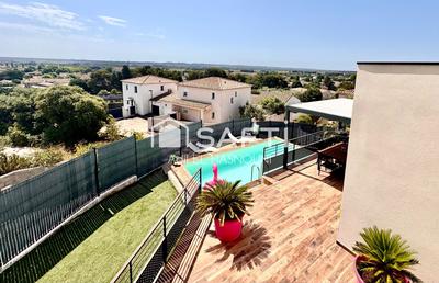 Maison - 150 m² - 5 pièces