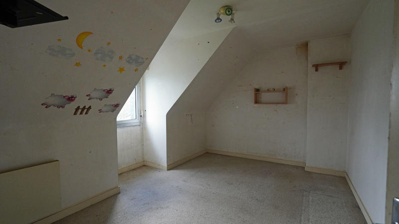 Maison - 95 m² - 5 pièces