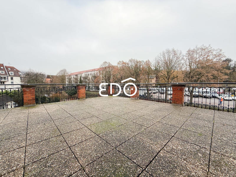 Appartement - 138 m² - 5 pièces