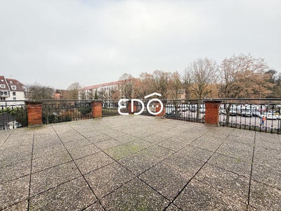 Appartement - 138 m² - 5 pièces