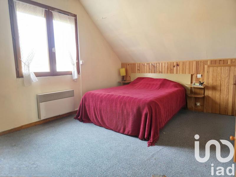 Maison - 223 m² - 7 pièces