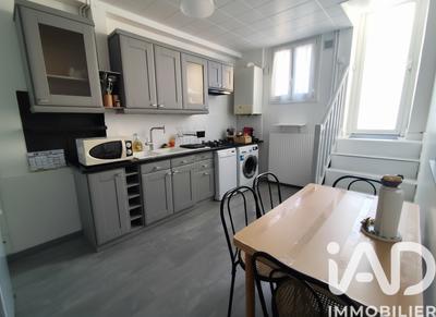 Maison - 80 m² - 3 pièces