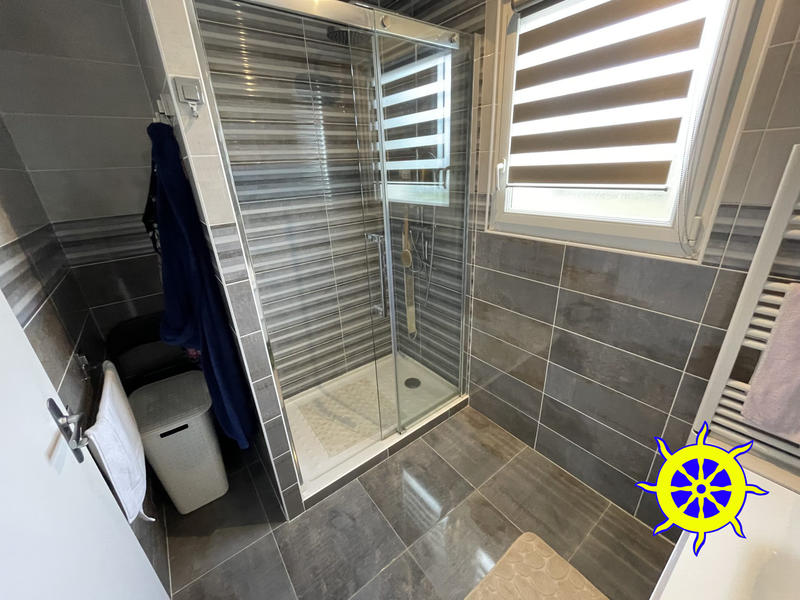 Maison contemporaine - 110 m² - 4 pièces