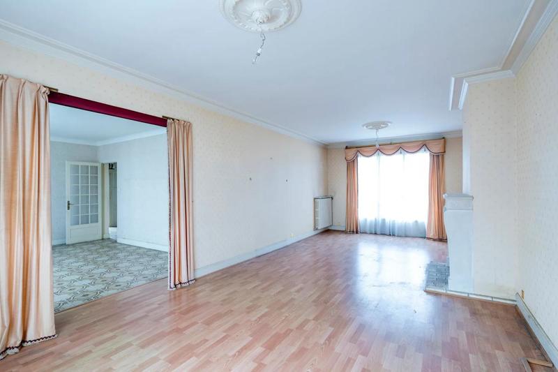 Maison - 195 m² - 5 pièces