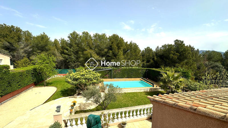 Villa - 150 m² - 5 pièces