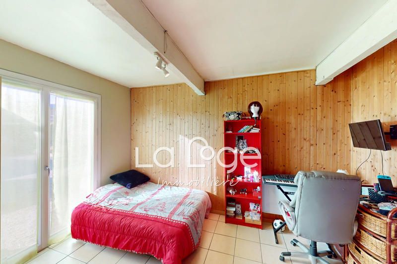 Maison - 160 m² - 4 pièces