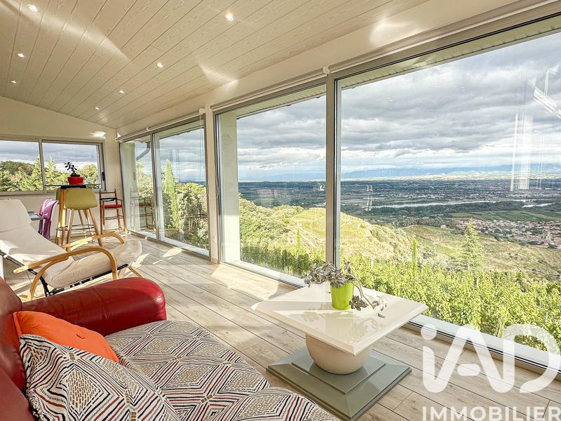 Maison - 220 m² - 9 pièces