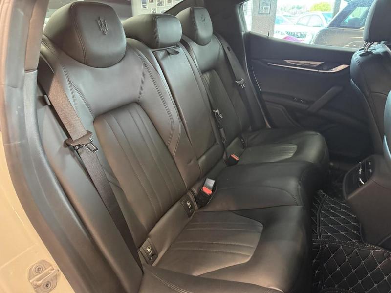 Maserati Ghibli 3.0 V6 Diesel - Bva Berline . Phase 1 / Garantie 12 Mois