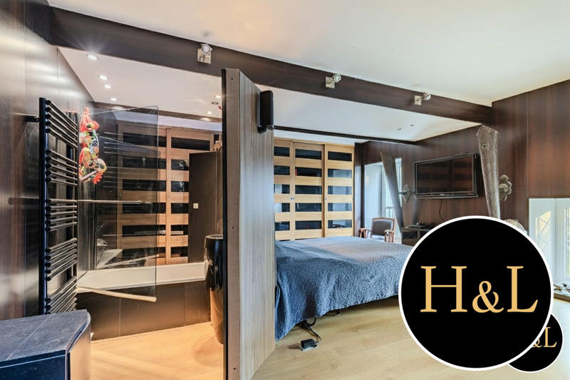 Maison ancienne - 240 m² - 7 pièces