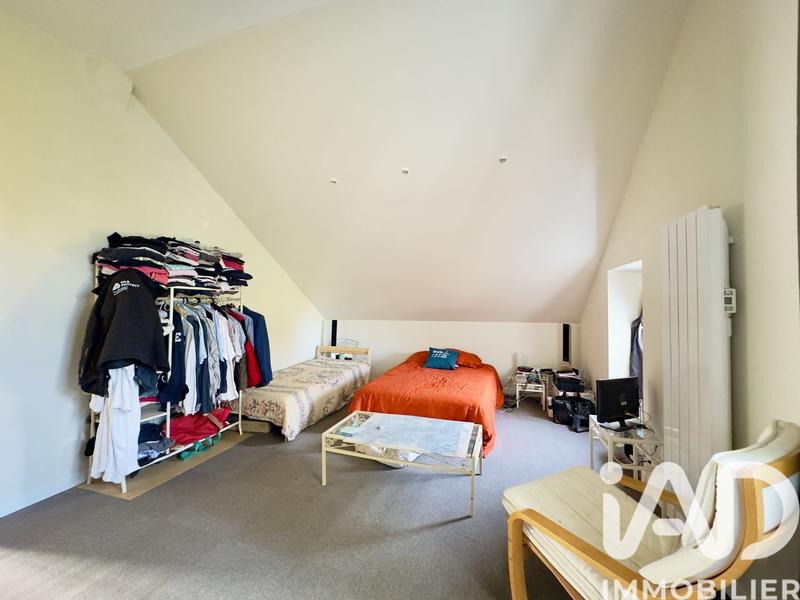 Maison - 200 m² - 8 pièces