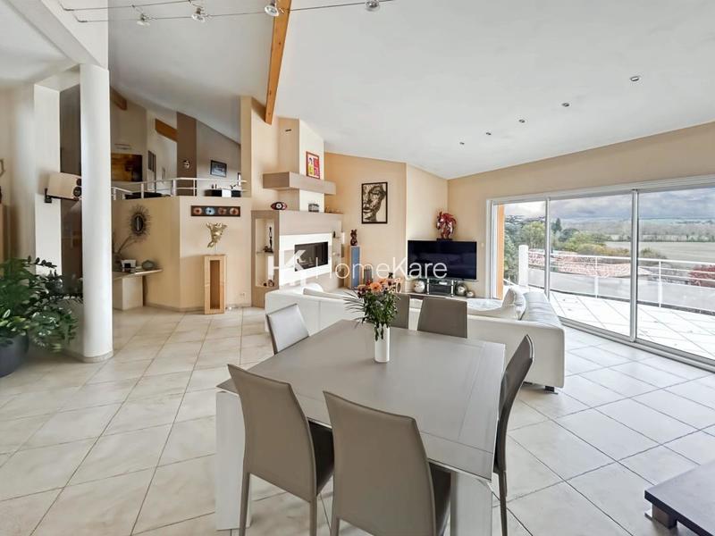 Maison d'architecte - 185 m² - 7 pièces