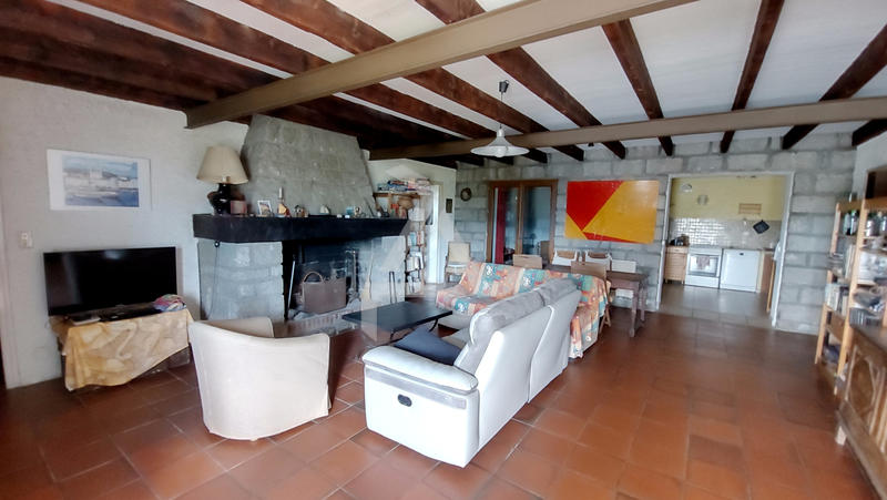 Maison - 235 m² - 7 pièces