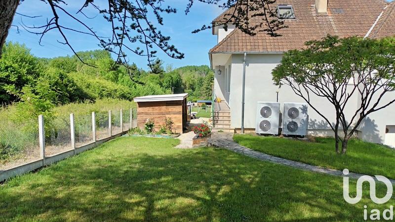 Maison - 279 m² - 11 pièces