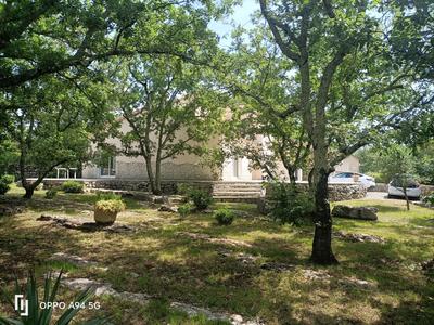 Maison - 139 m² - 5 pièces