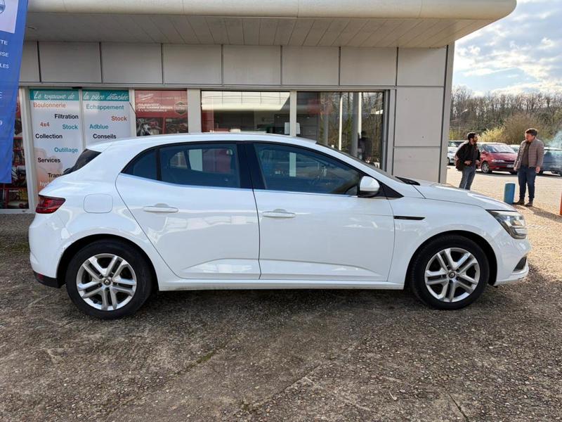 Renault Mégane 1.5 dCi 90ch – Berline Économique 2017 160 000km Garantie 6 Mois