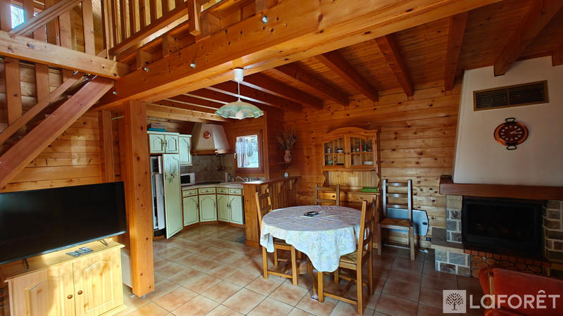 Maison - 90 m² - 4 pièces