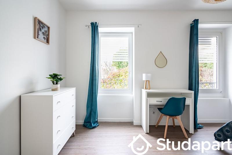 Chambre - 192 m² - 1 pièce