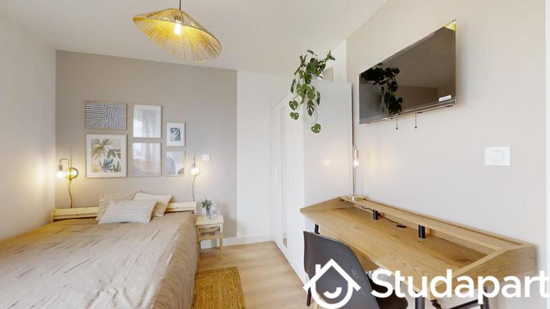 Chambre - 9 m² - 1 pièce