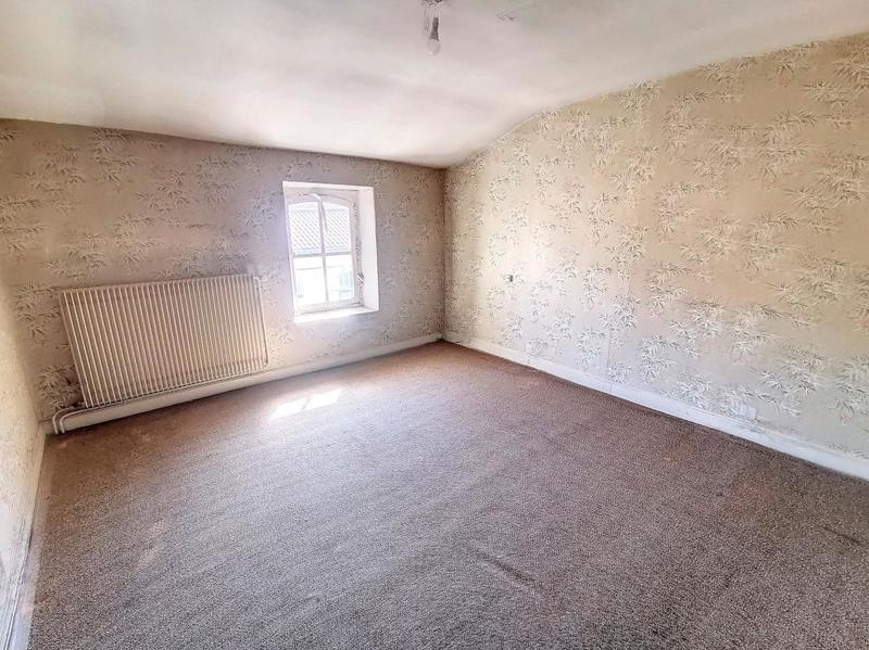 Appartement - 188 m² - 6 pièces