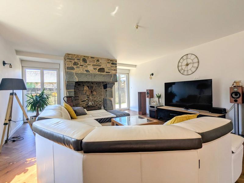 Maison - 140 m² - 5 pièces