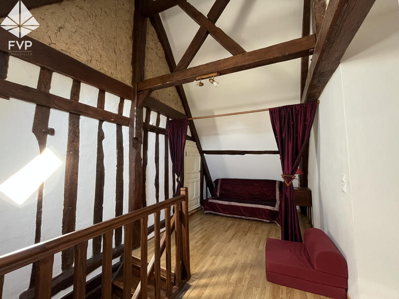 Propriété - 284 m² - 9 pièces