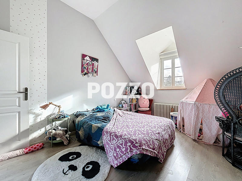 Maison - 192 m² - 7 pièces