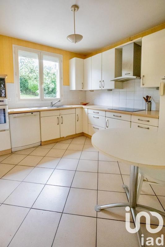 Maison - 152 m² - 8 pièces