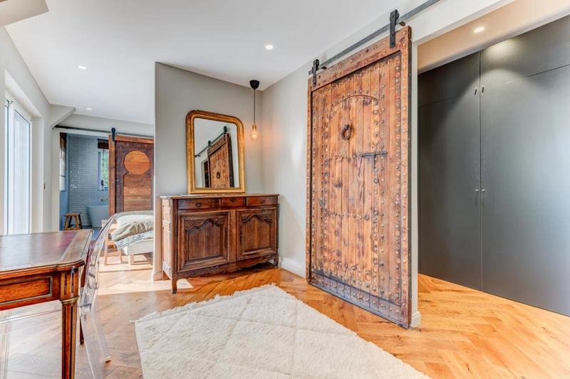 Maison - 215 m² - 7 pièces