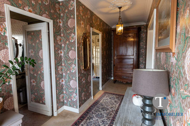 Maison ancienne - 190 m² - 6 pièces