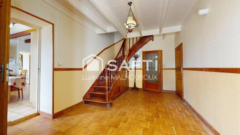 Maison - 137 m² - 6 pièces