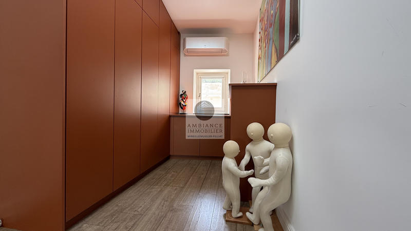 Appartement - 129 m² - 5 pièces