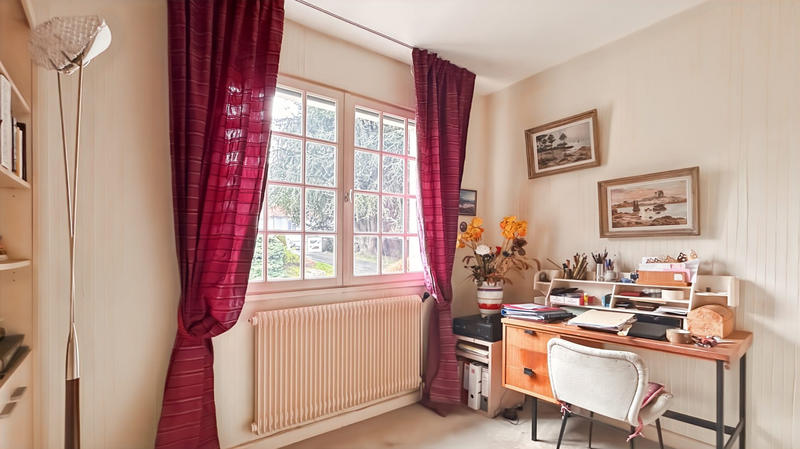 Maison traditionnelle - 193 m² - 7 pièces