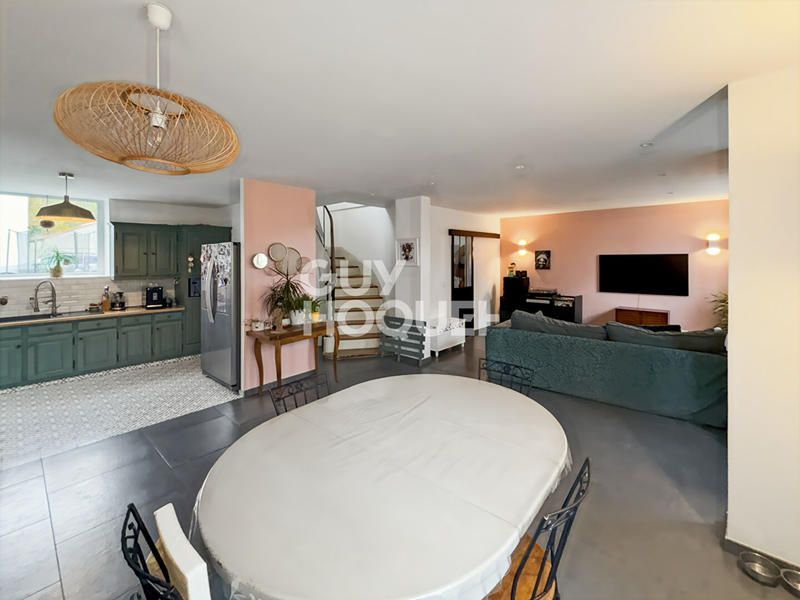 Maison de maîtres - 105 m² - 5 pièces