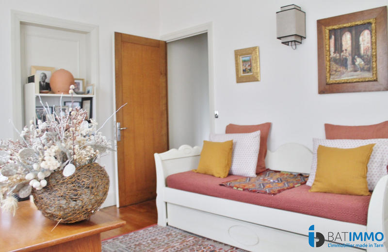 Maison - 265 m² - 7 pièces