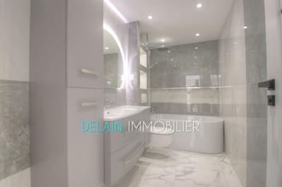 Appartement - 122 m² - 4 pièces