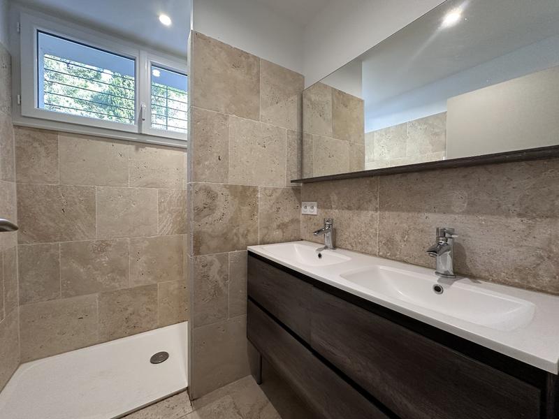 Maison - 192 m² - 5 pièces