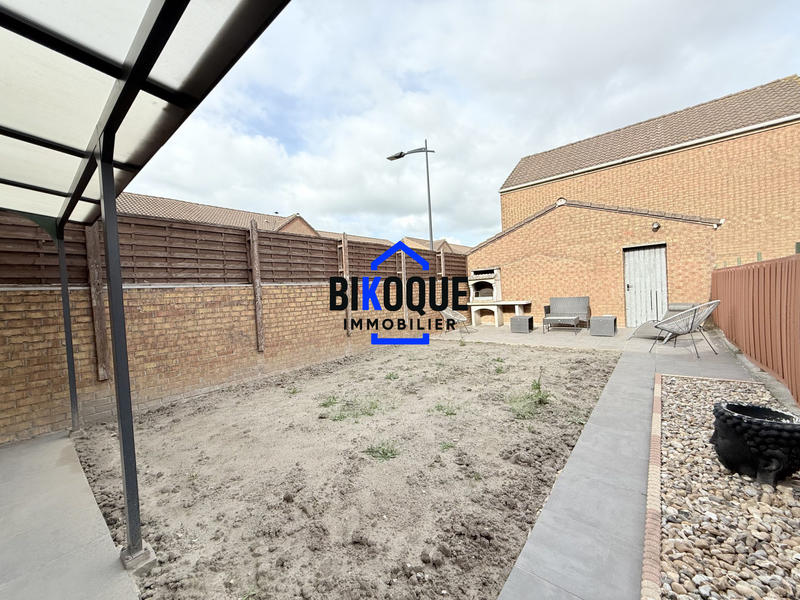 Maison - 75 m² - 5 pièces