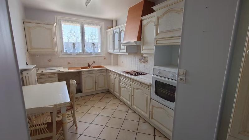 Appartement - 84 m² - 3 pièces