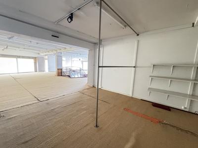 Local commercial - 330 m²