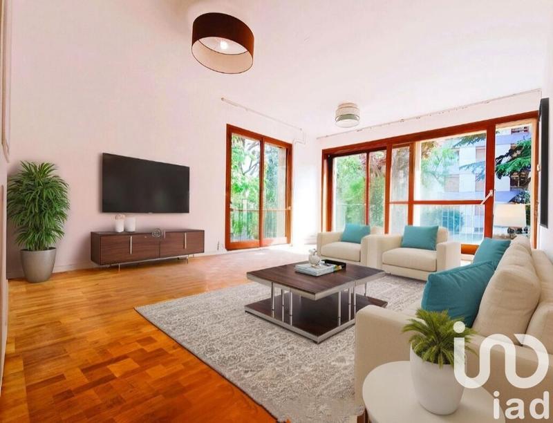 Appartement - 82 m² - 4 pièces