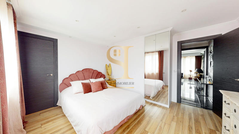 Appartement - 108 m² - 5 pièces