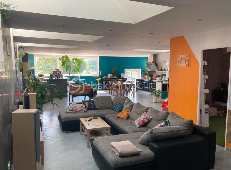 Loft - 162 m² - 4 pièces