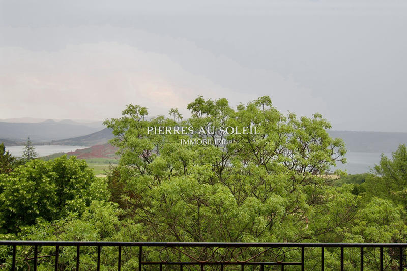 Propriété - 250 m² - 8 pièces