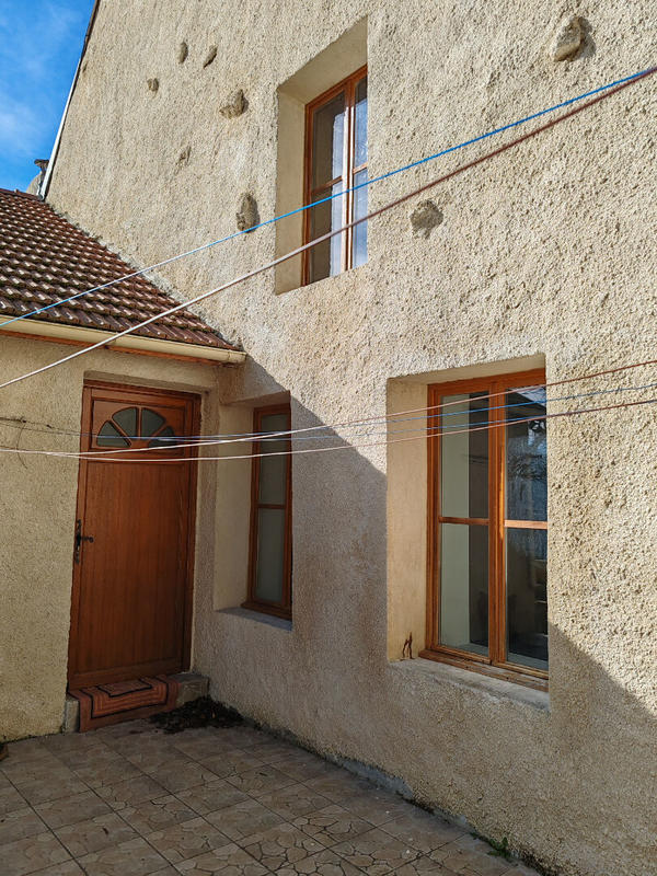 Maison - 143 m² - 5 pièces