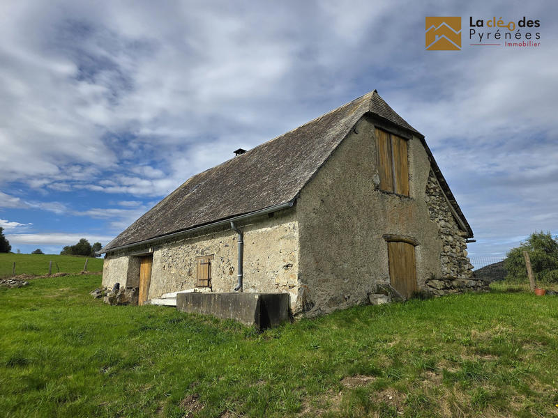 Maison ancienne - 90 m² - 2 pièces