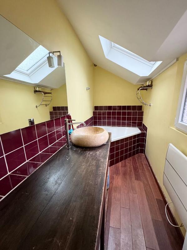 Maison - 138 m² - 7 pièces